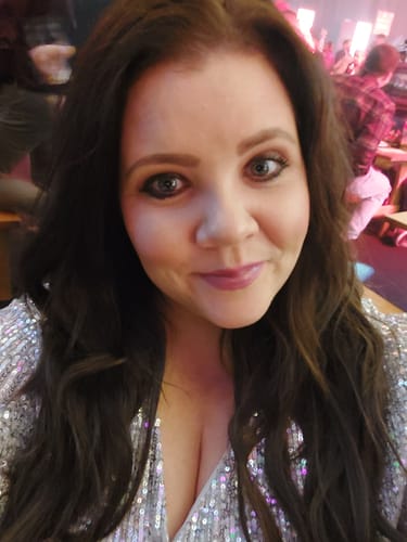 Customer photo review of The Loose Wave HD Fibre 24" Lace U Part Wig