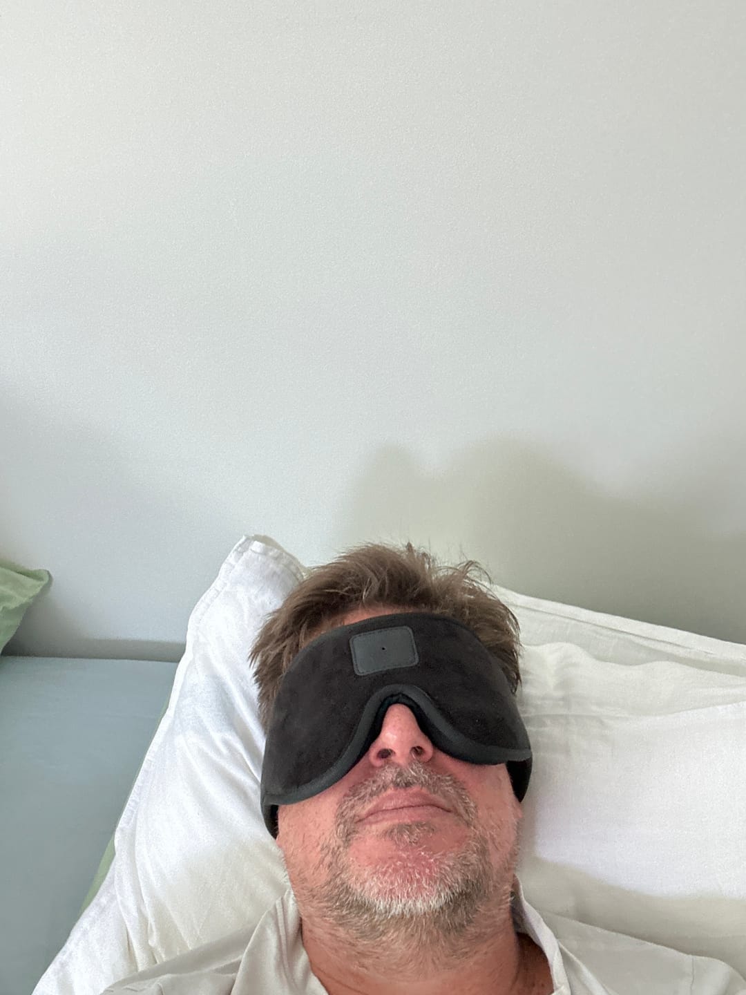 Customer photo review of mussage Sleep Mask With Bluetooth Headphones