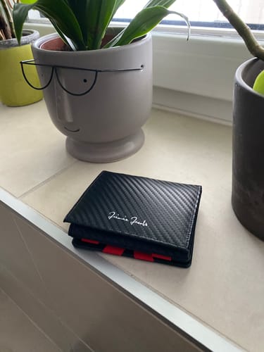 Customer photo review of Flap Boy - Magic Wallet with Coin Pocket