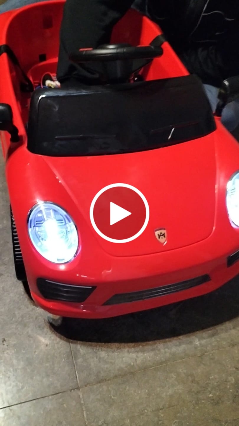 Customer video review of Pré-Venda Carro Elétrico para Criança FUNDRIVE 12v Vermelho c/ RODAS DE PLÁSTICO & ASSENTO EM PLÁSTICO
