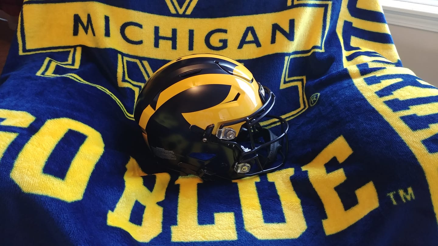 Customer photo review of Michigan Wolverines Painted Riddell SpeedFlex Authentic Football Helmet