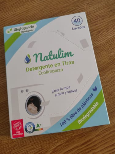 Customer photo review of Eco-Tiras de Detergente 40 lavados Natulim
