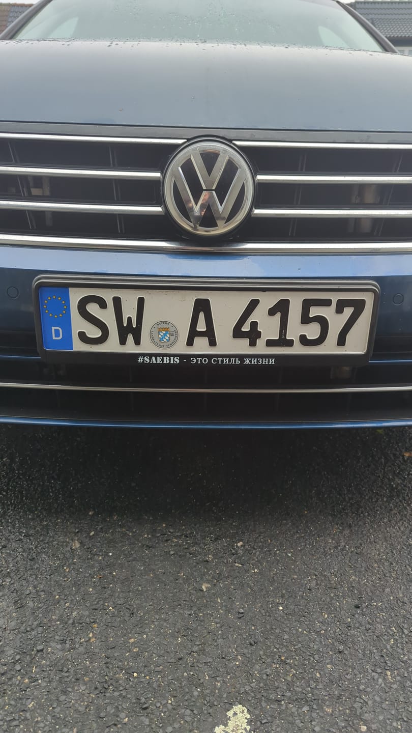 Customer photo review of SAEBIS® 2er SET Auto Kennzeichenhalter