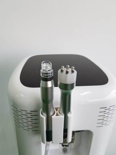 Customer photo review of Glow-Lift Hydro Dermabrasion Machine 2 in 1