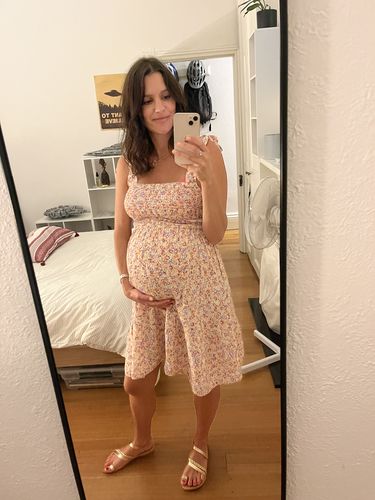 Customer photo review of Lilly Maternity Sun Dress
