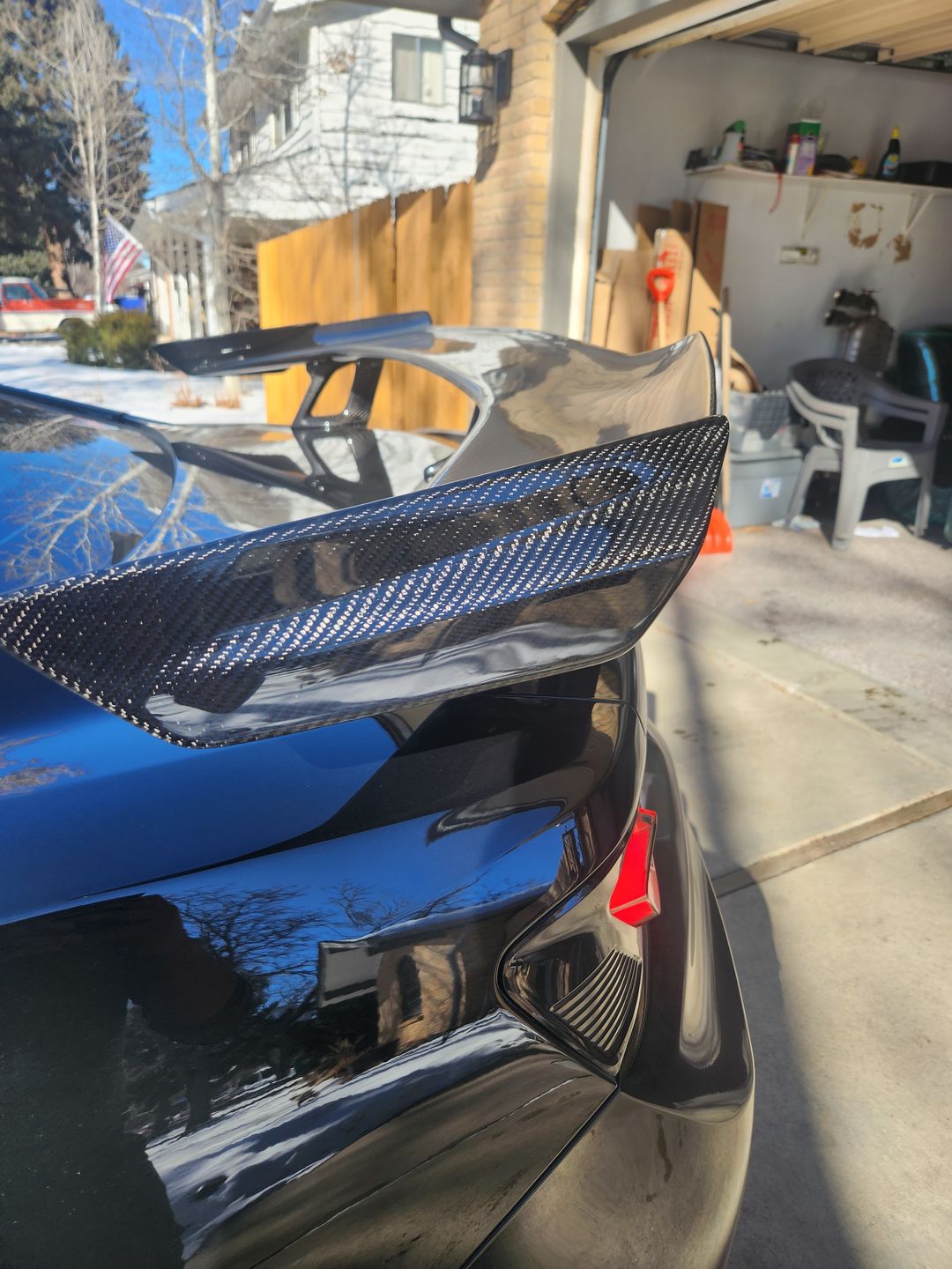 Customer photo review of 2016-2023 Chevy Camaro ZL1 1LE Full Carbon Fiber 1pc Rear Spoiler