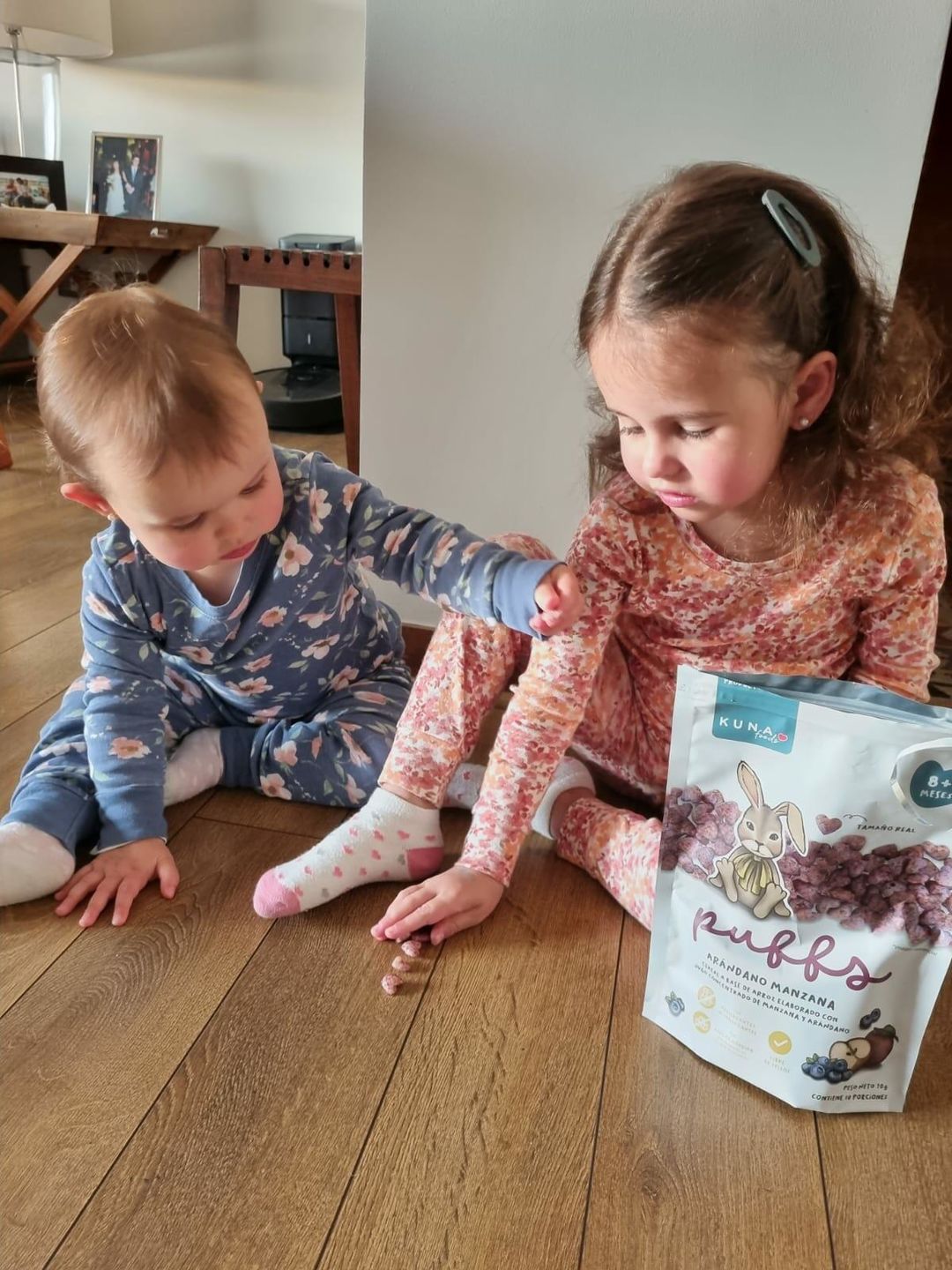 Customer photo review of Puffs Manzana Arándano Familiar