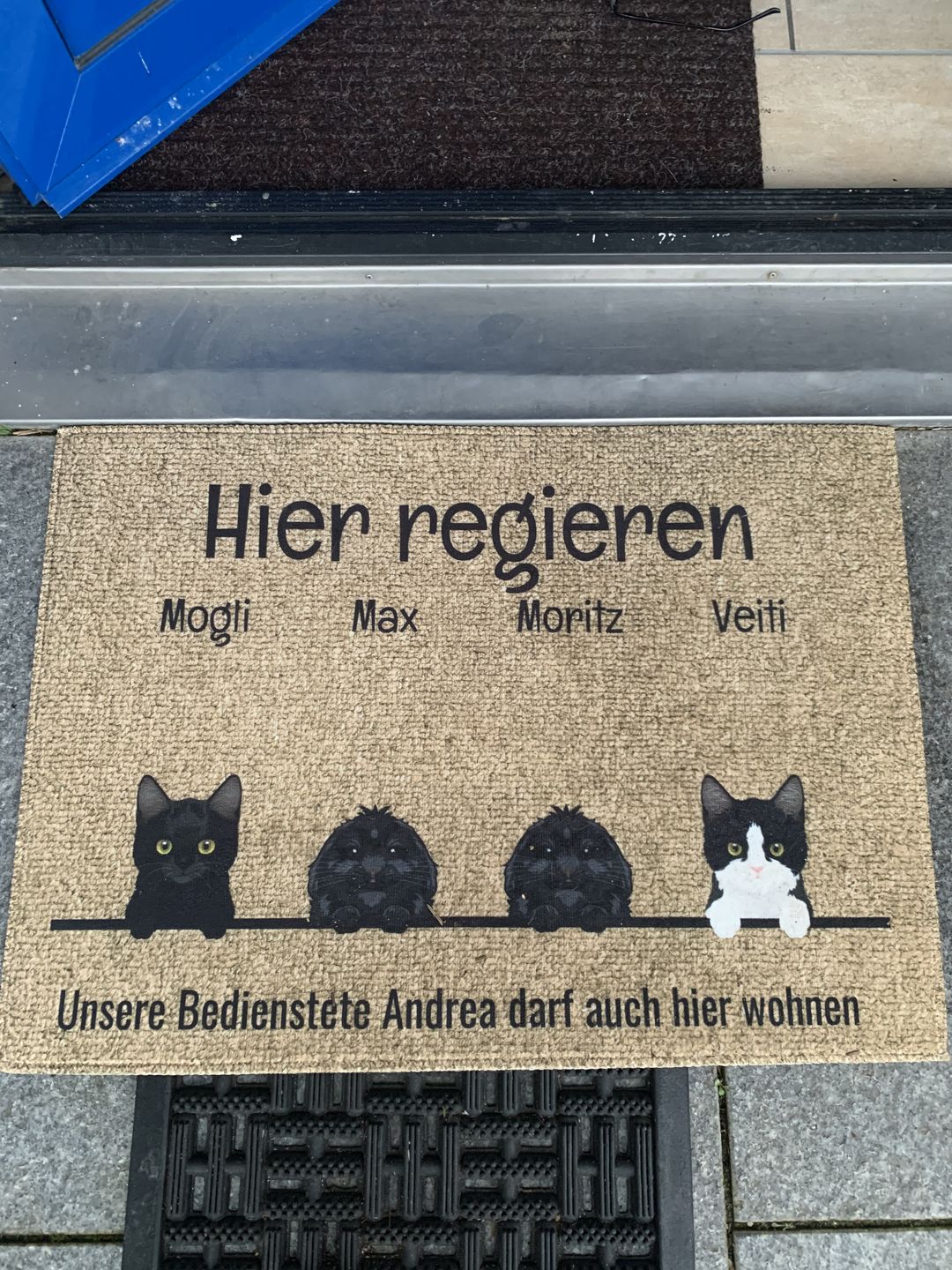 Customer photo review of Alle meine Fellnasen - Individuelle Fußmatte