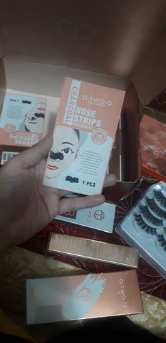 Customer photo review of O.TWO.O NOSE STRIPS CHARCOAL DEEP CLEANSING