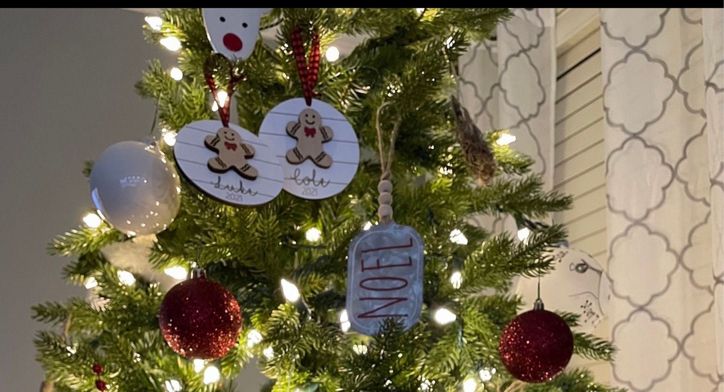 Customer photo review of Personalized Gingerbread Ornament