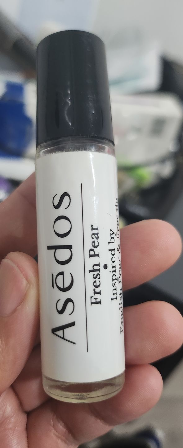 Customer photo review of FRESH PEAR PERFUME OIL