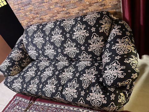 Customer photo review of Trendize Exclusive Stretchable Sofa Cover