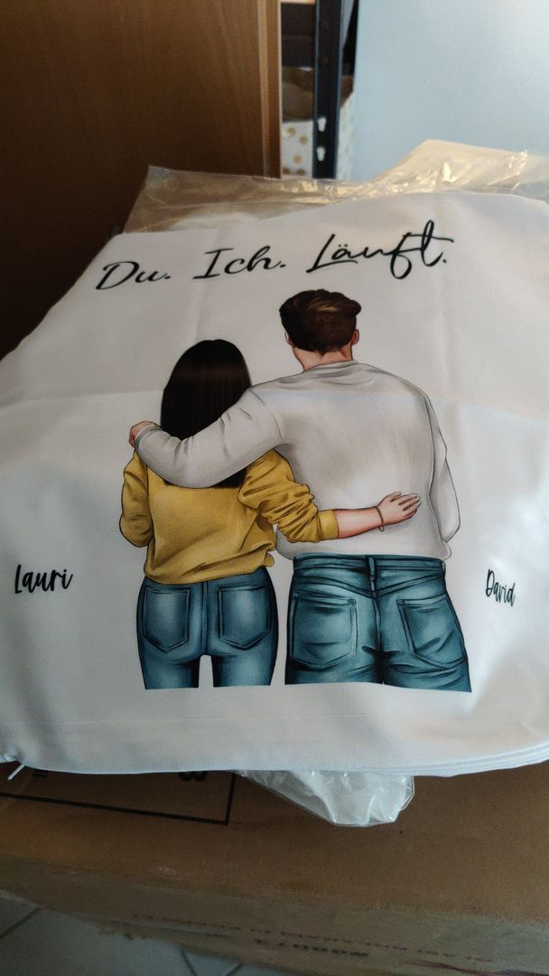 Customer photo review of Pärchen - Personalisiertes Kissen