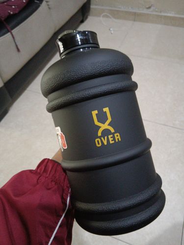 Customer photo review of 1.5L & 2.2L Flip Cap Oversized Water Bottle