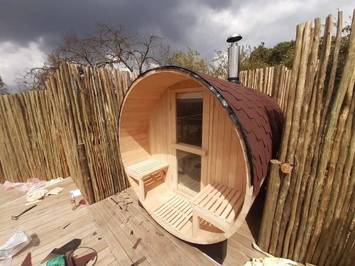 Customer photo review of Smartmak® Canadian Hemlock/Red Cedar Outdoor Barrel Sauna Nature 3