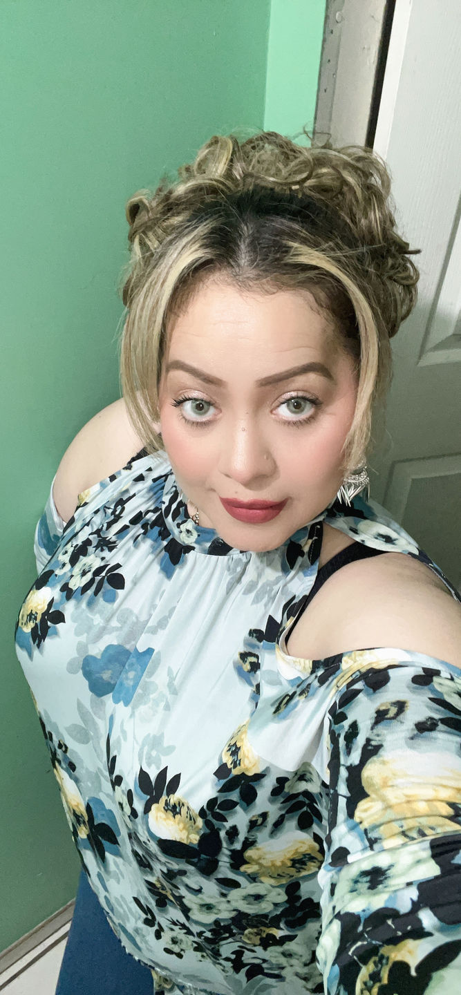 Customer photo review of Wildcat Green Prescription Colored Contact Lenses