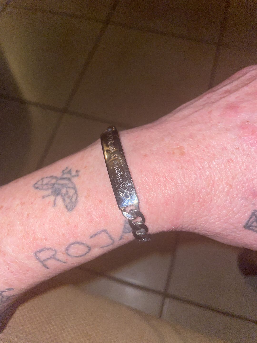 Customer photo review of 7mm Figaro Link ID Bracelet