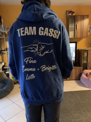 Customer photo review of Team Gassi Fauststoß - Individueller Hoodie Unisex Rückendruck