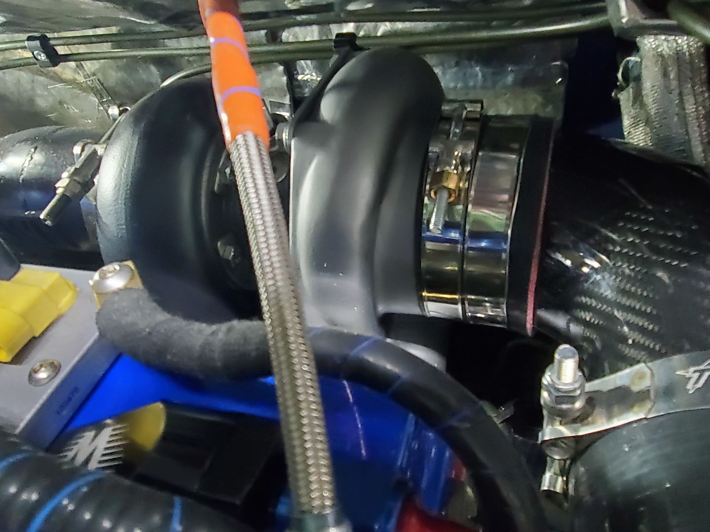 Customer photo review of Motion Raceworks Vacuum Boost Reference Billet Aluminum Distribution Block 18-10020