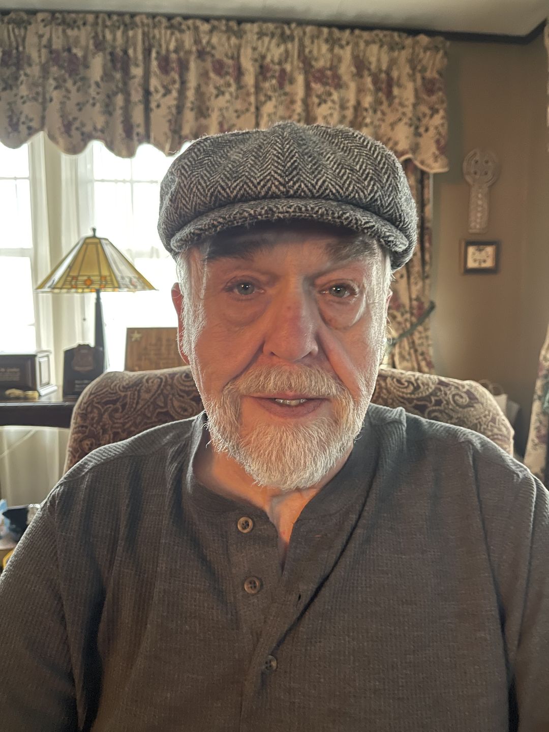 Customer photo review of Peaky Blinders Irish Tweed Newsboy Cap