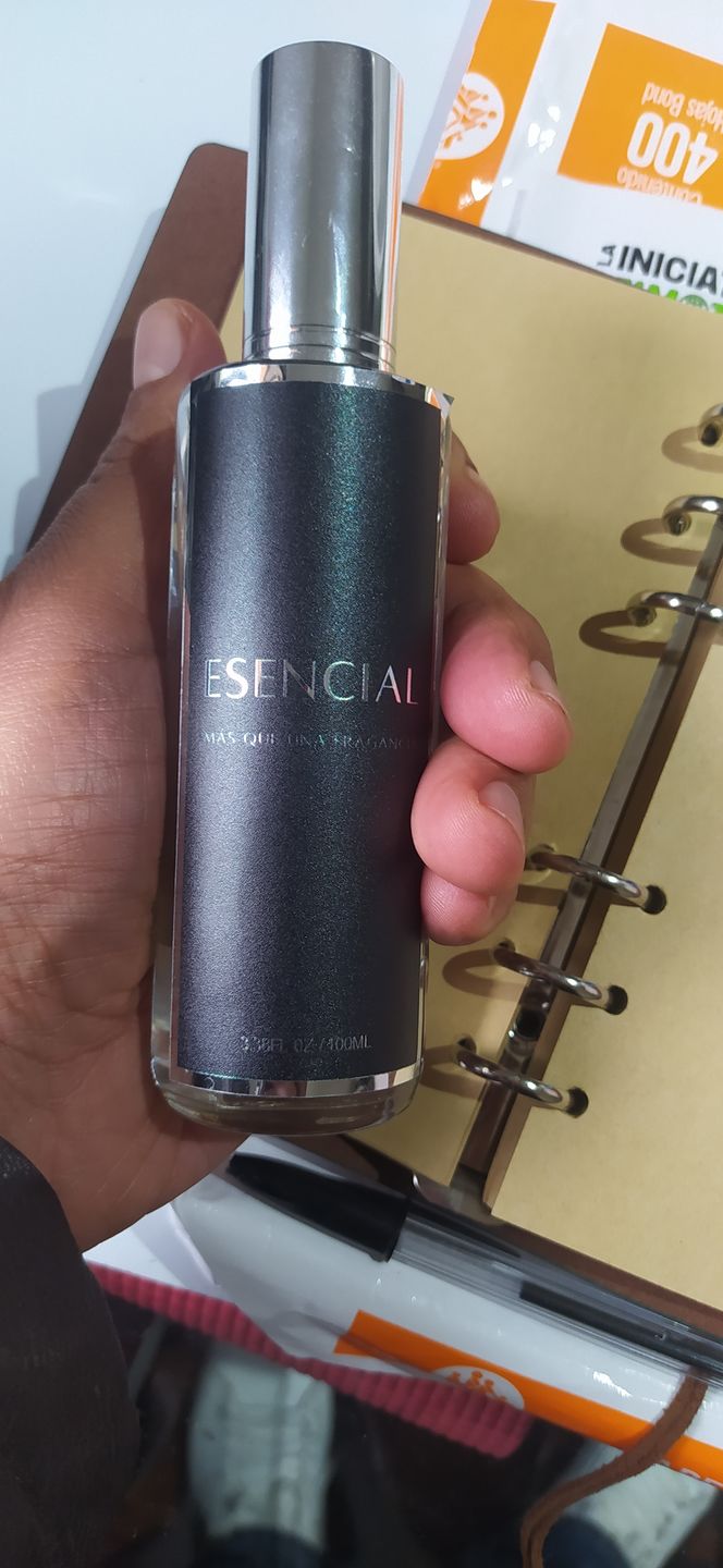 Customer photo review of H300 Inspirado en: Ombré Leather Parfum - Tom Ford
