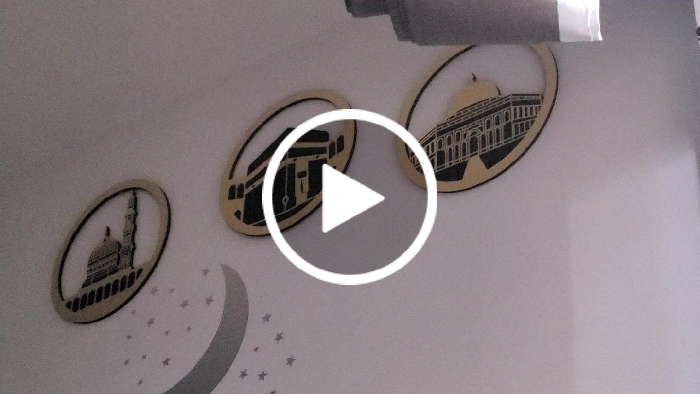 Customer video review of Circular Masjid Al Aqsa, Masjid Al-Haram & Masjid An-Nabawi Acrylic Islamic Wall Art