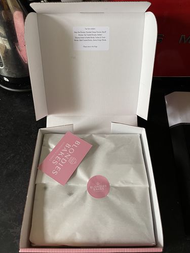 Customer photo review of Brownie & Blondie Mixed Box