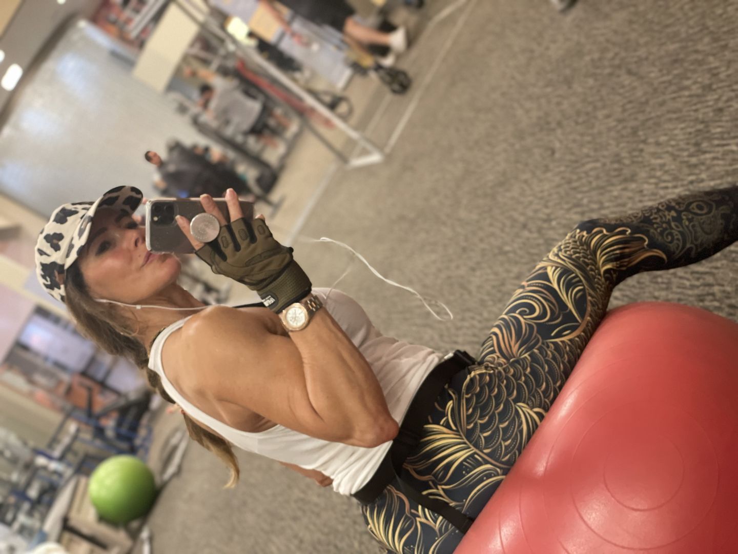 Customer photo review of Golden Oriental Koi Fish Leggings