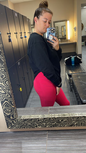Customer photo review of Salty Savage Ladies "OG Smile" Sweetheart No Front Seam High Waist Pocket Leggings