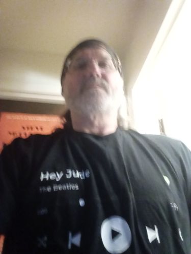 Customer photo review of Your Favorite Song T-Shirt Music Player
