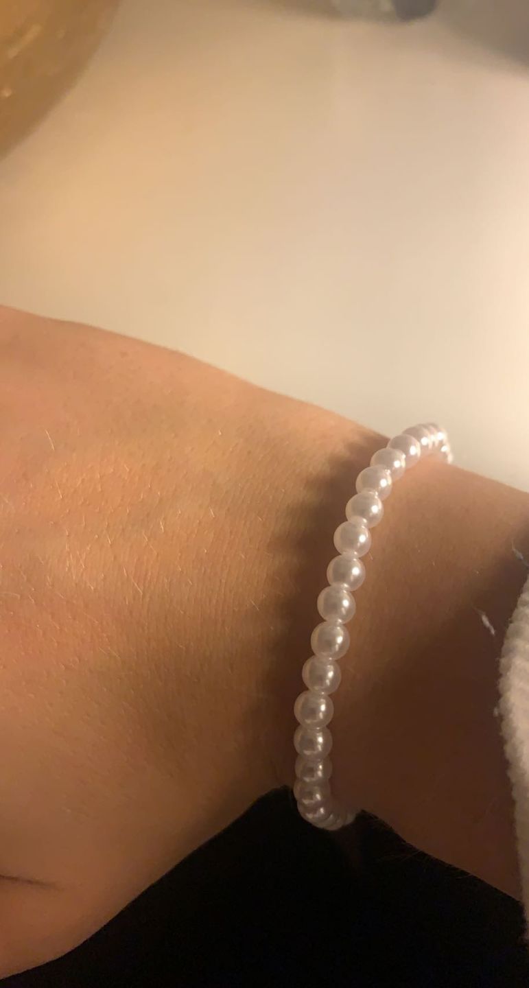 Customer photo review of Jacinta Perlenarmband | 18K vergoldet