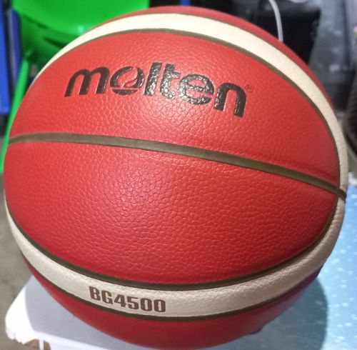 Customer photo review of Molten B7G4500