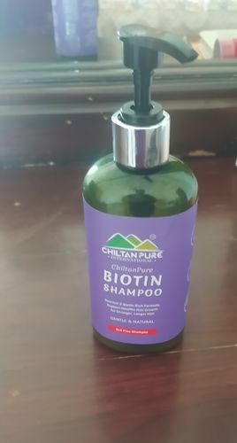 Customer photo review of Biotin Shampoo – Hydrates Scalp, Promotes Healthy Hair Growth, Reduce Split Ends & Prevents Hair Breakage 260ml,, Doctor's 👨‍⚕️ Recommended