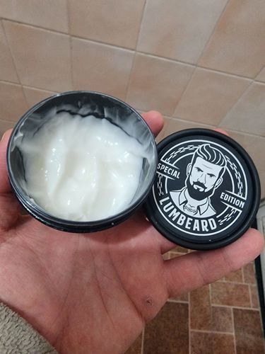 Customer photo review of Bálsamo para Crecimiento de Barba y Bigote Extra Fuerte Minoxidil 18% 100 ml