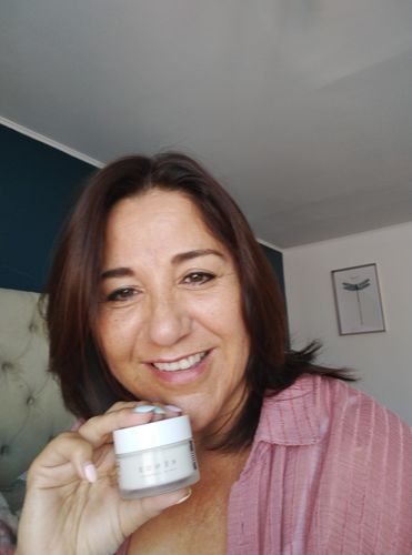 Customer photo review of Pack 4 productos: Hidro-K Día, Hidro-K Noche, Realiv, Antiox+