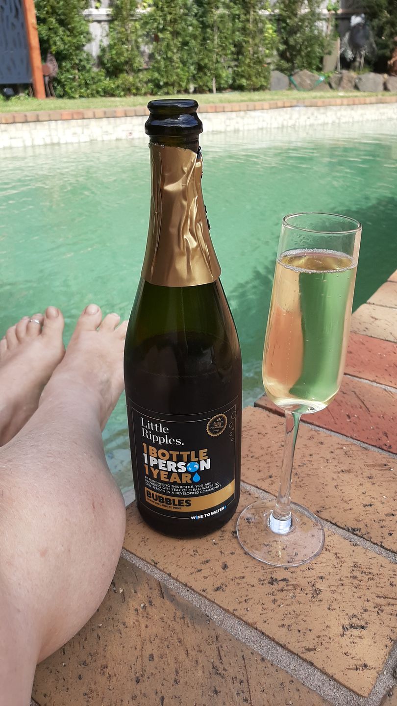 Customer photo review of Sparkling & Sav Blanc 2 pack