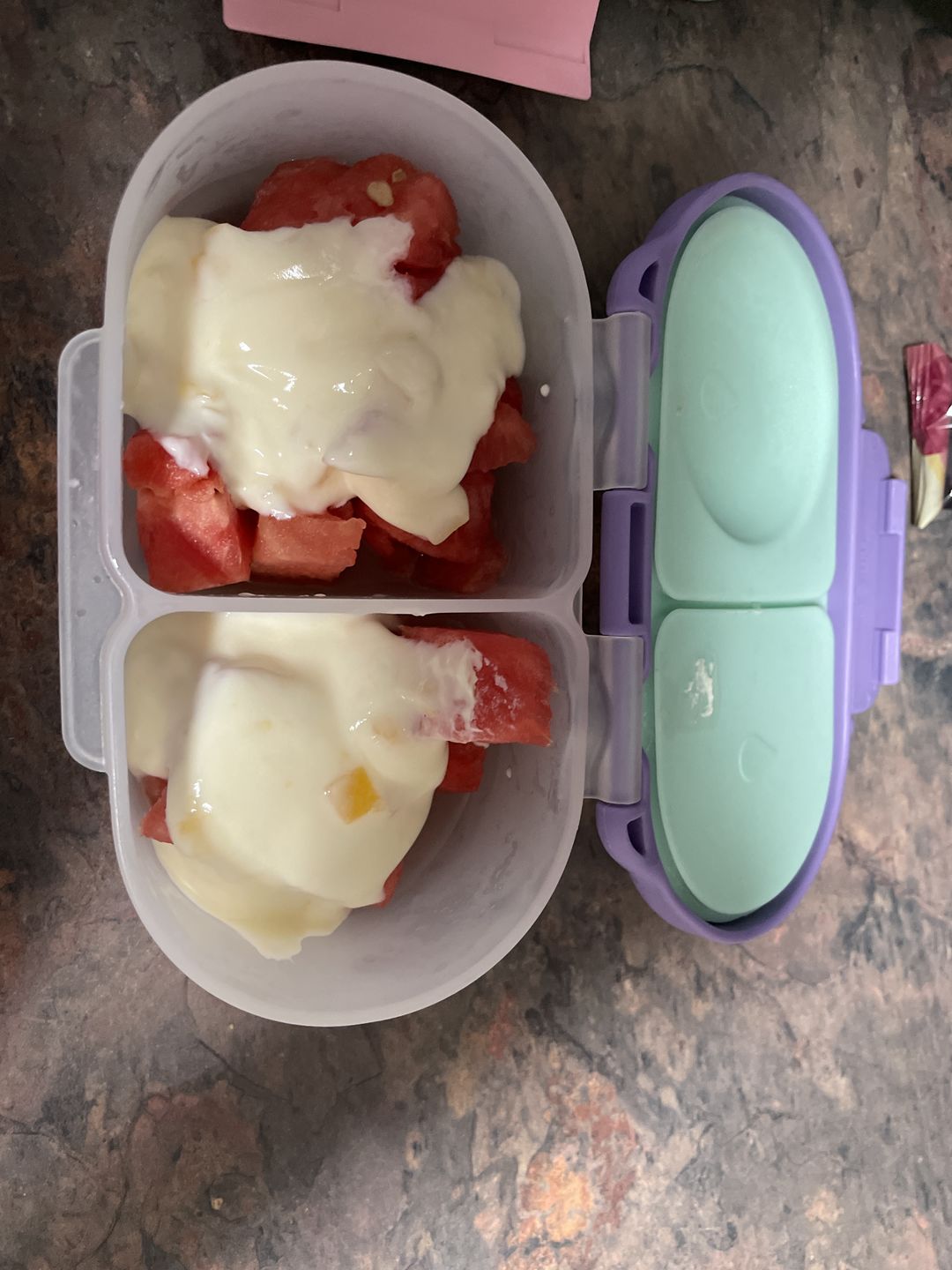 Customer photo review of b.box Snackbox – Lilac Pop