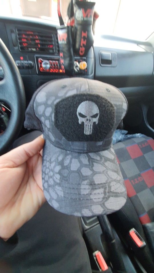 Customer photo review of Casquette Punisher