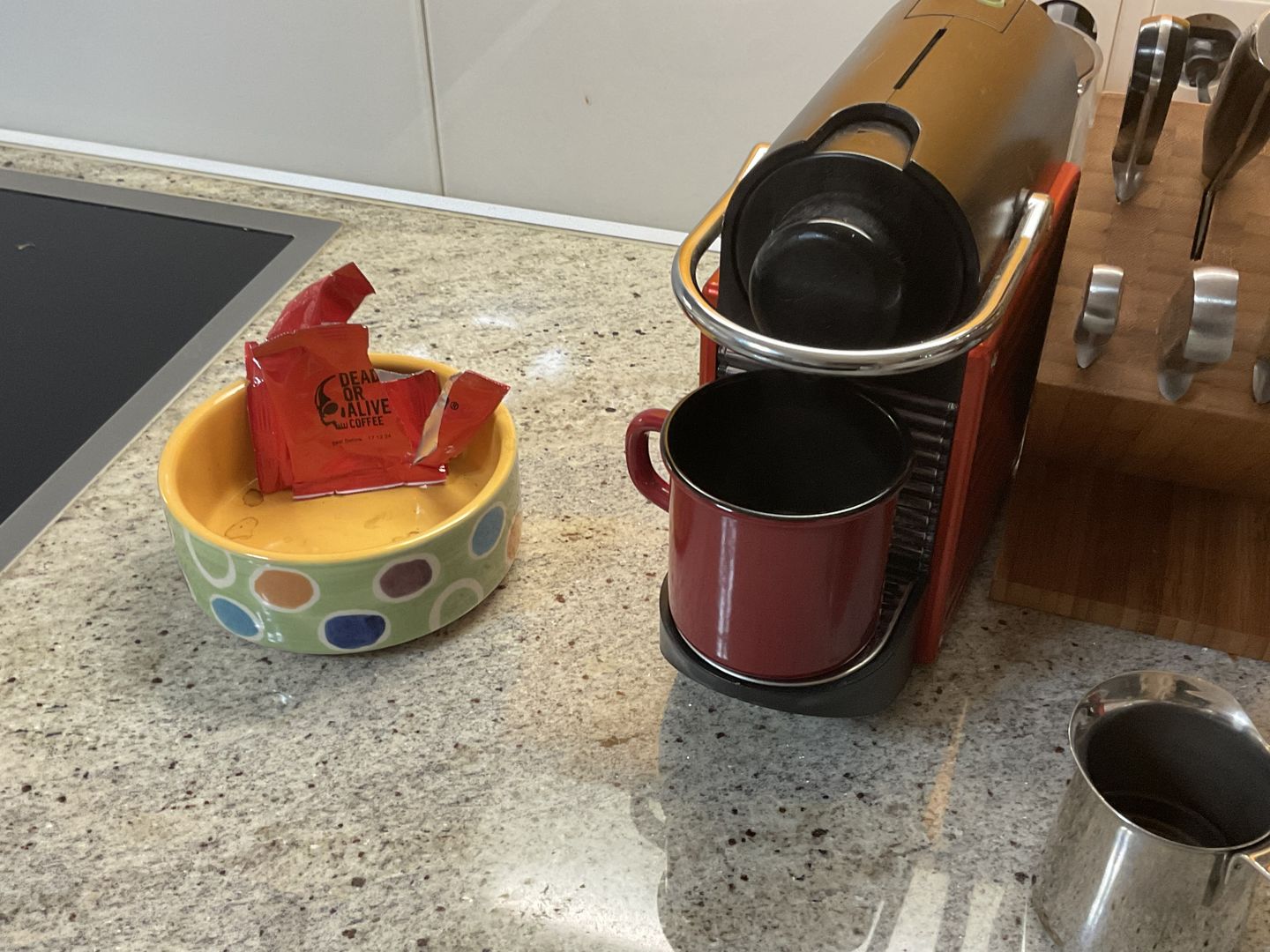 Customer photo review of DEAD OR ALIVE COFFEE Nespresso-kompatible Kapseln, Espresso, Medium-Dark Röstung, säurearm