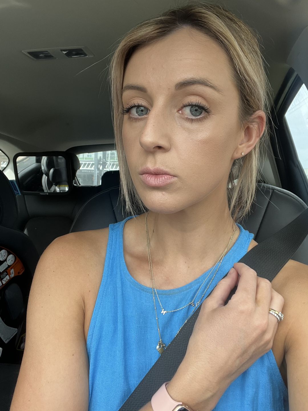 Customer photo review of Liquid Foundation
