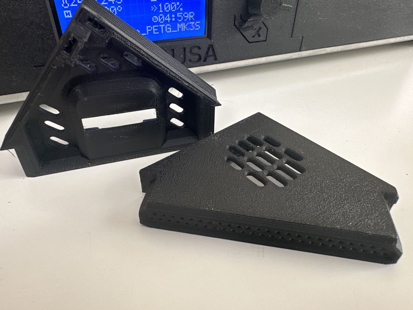 Customer photo review of Matte Black PETG Filament 1.75mm 1kg