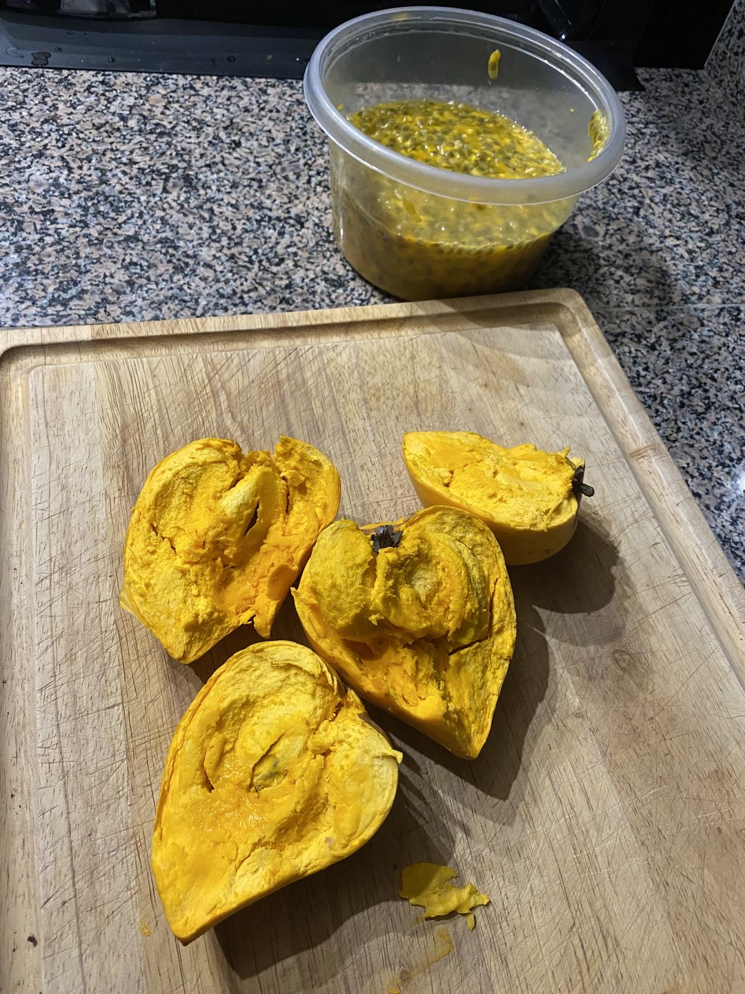Customer photo review of Eggfruit (Canistel) Box