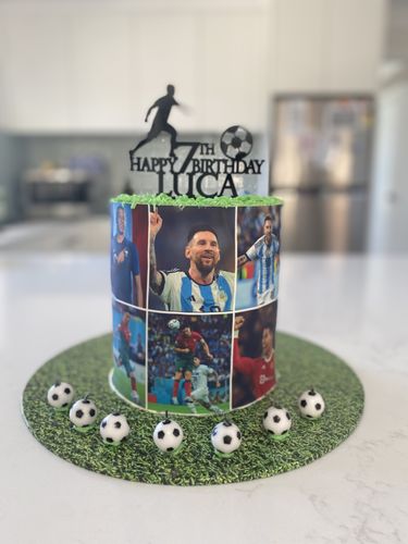 Customer photo review of Photo Collage - Custom Edible Icing Image