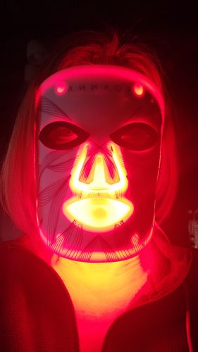 Customer photo review of LED Light Therapy Mask