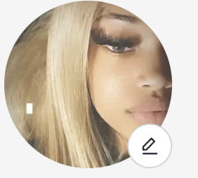 Customer photo review of New York Blue Prescription Coloured Contact Lenses