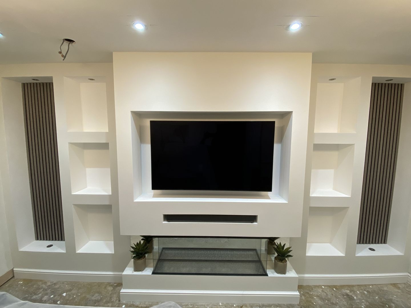 Customer photo review of SlatWall Acoustic Grey Oak
