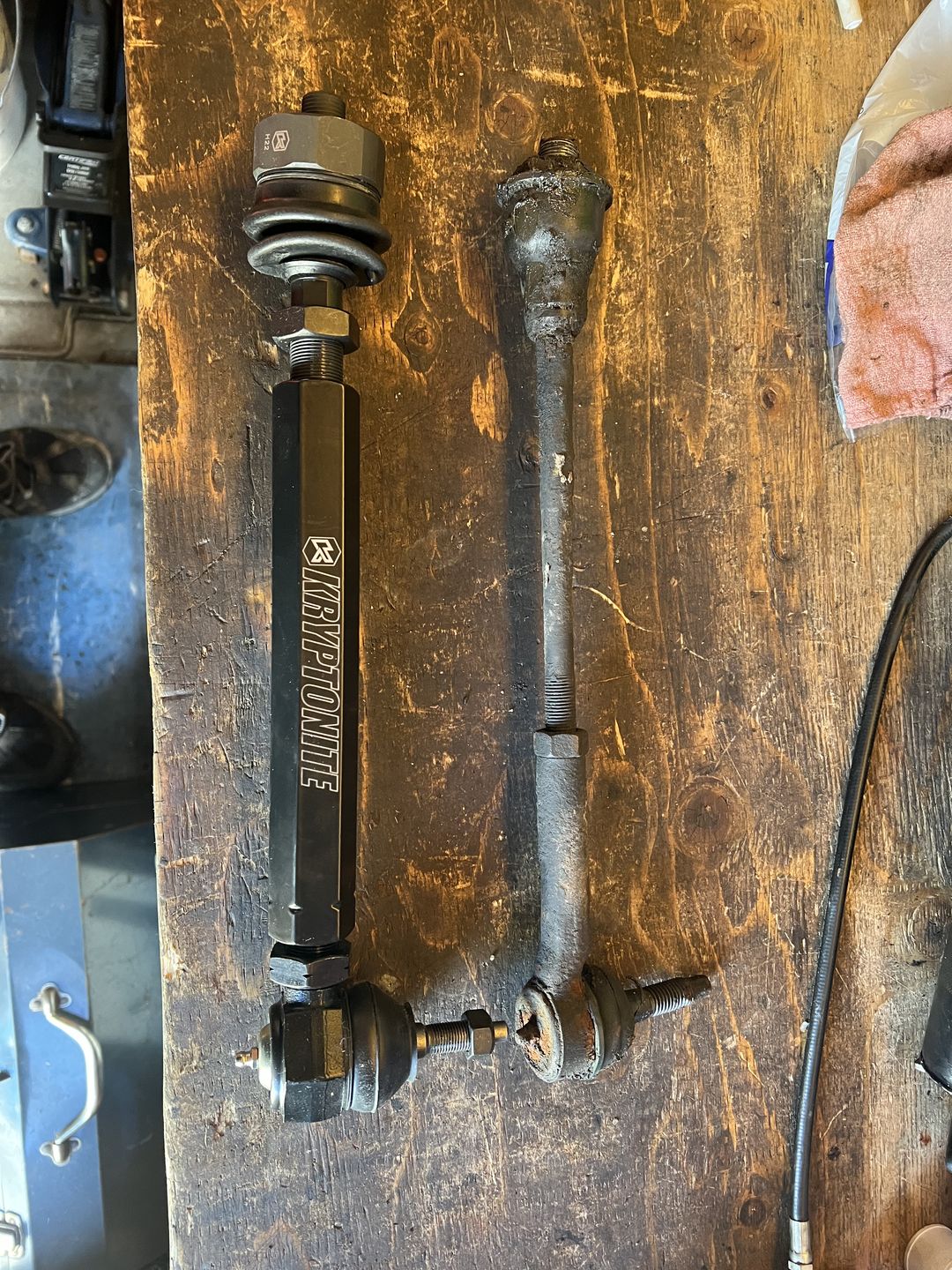 Customer photo review of 2001-2010 Duramax Death Grip Outer Tie Rods (KRTR10)