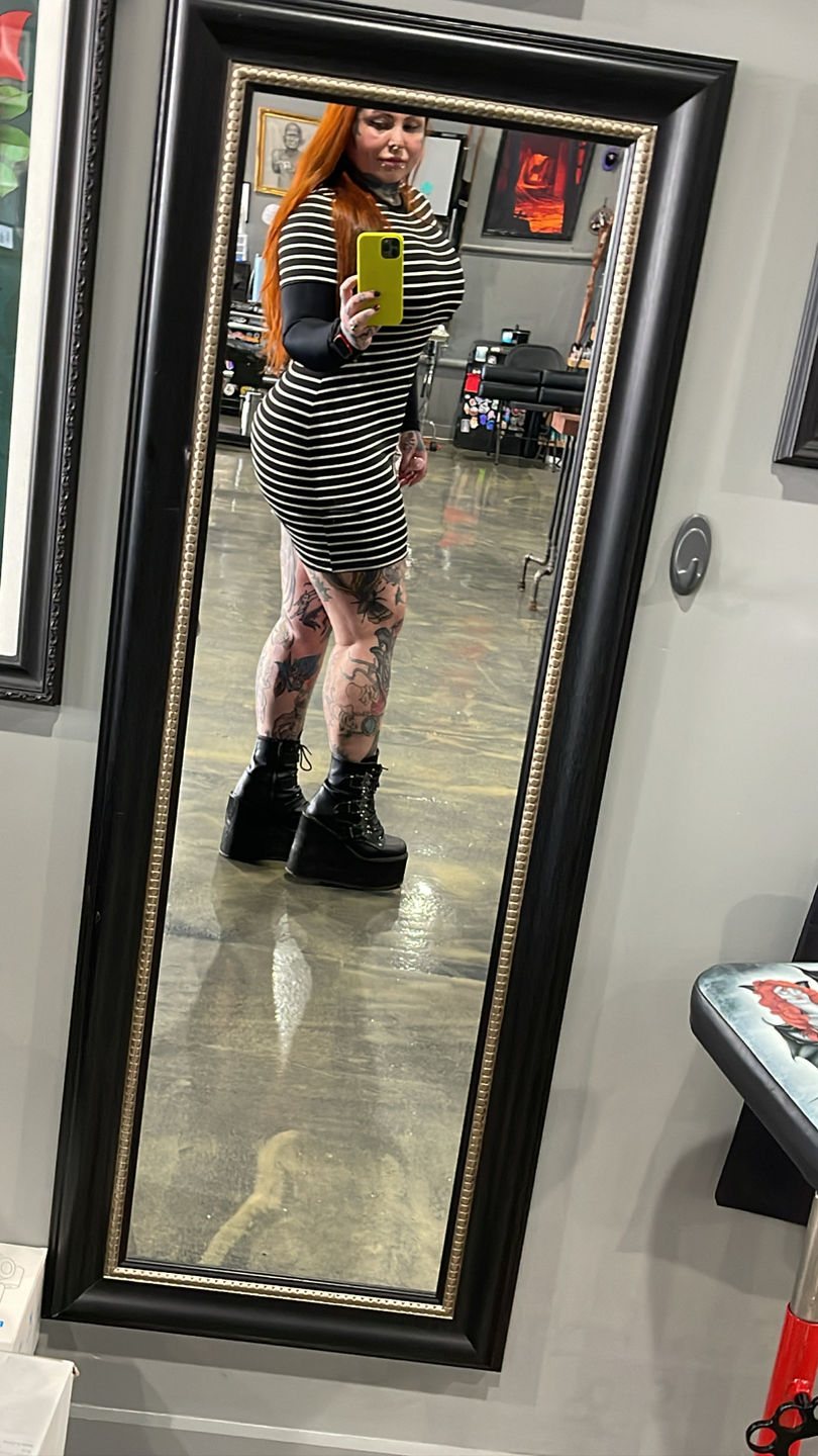 Customer photo review of Sculpting Bodysuit with Thong NS018