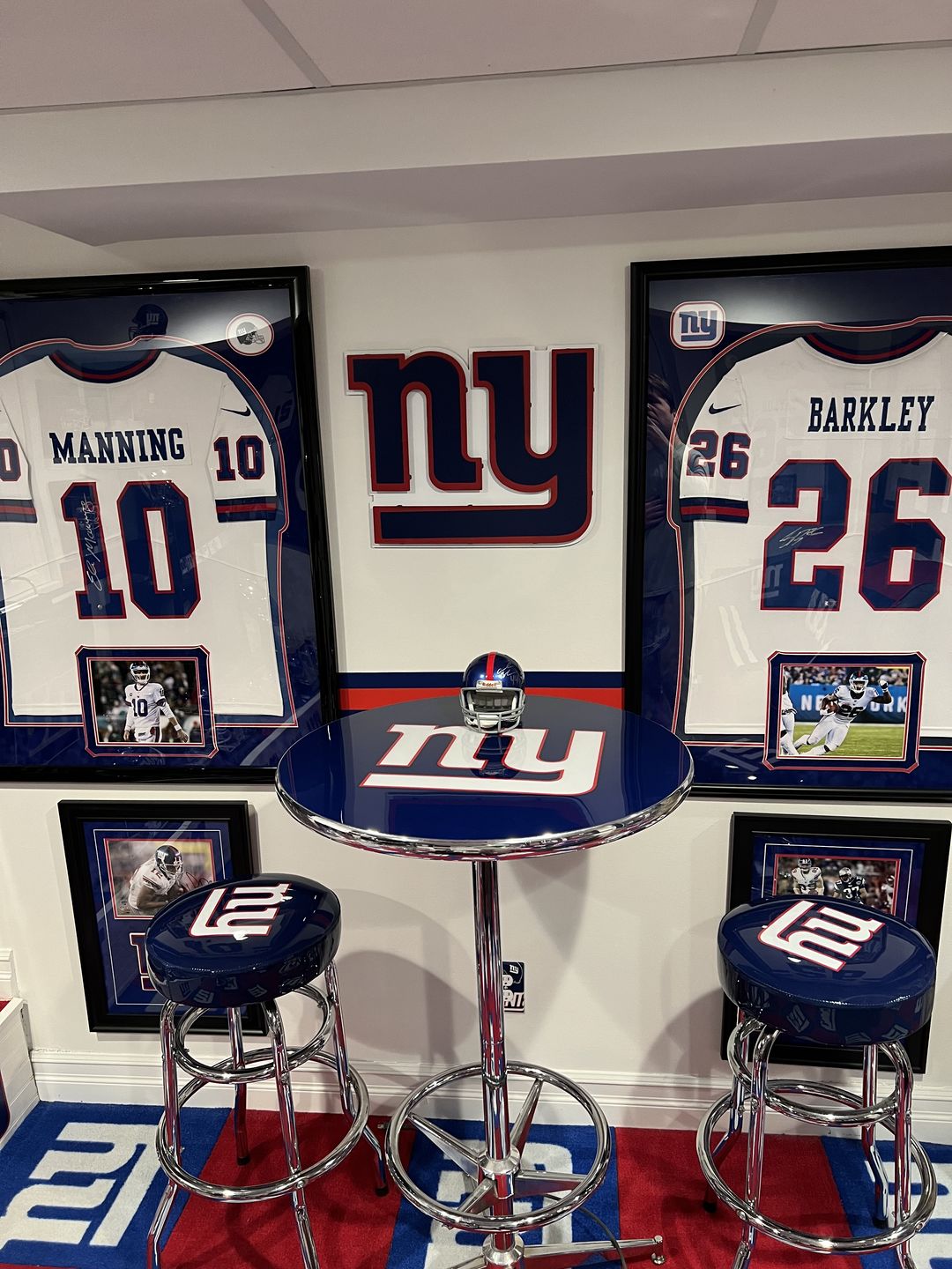 Customer photo review of New York Giants "NY" 3D Vintage Metal Wall Art