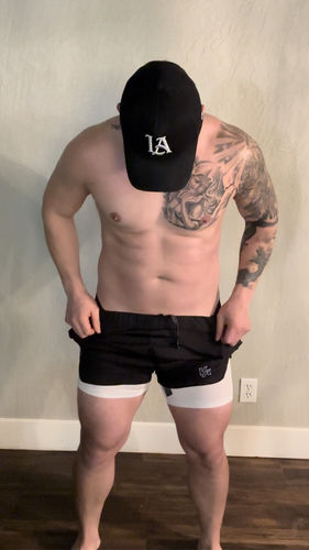 Customer photo review of 105 Compression Shorts 2.0